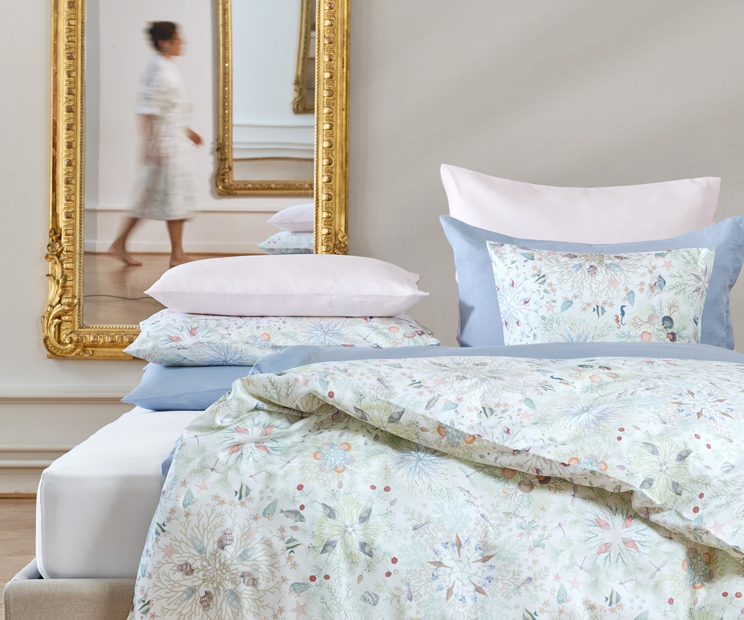 Fischbacher_Neptuna_Lifestyle3 Fischbacher NEPTUNA Bettbezug - Satin