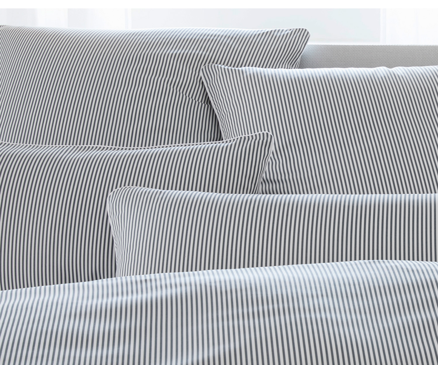 Elegante Hamburger Streifen Bettwäsche 2460-90 grau-weiss