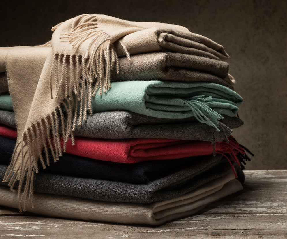 Fischbacher_Plaids_Puro_1005A_all_colours_2577ac897c4c7d Fischbacher PURO Plaid