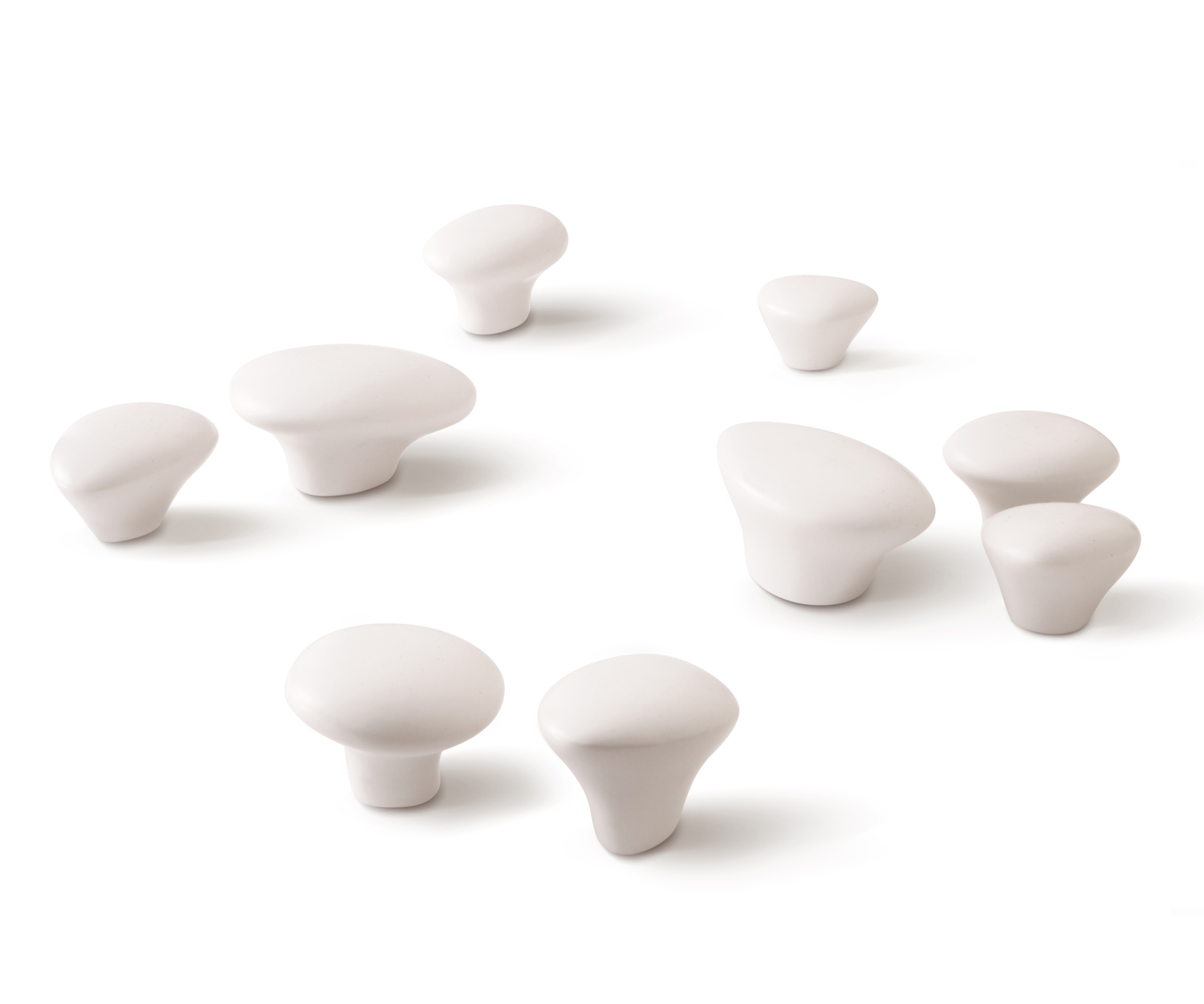 MAOMI-I-HOOKS-I-Set-of-9-white-I-free-2 MAOMI-I-HOOKS-I-Set-of-9-white