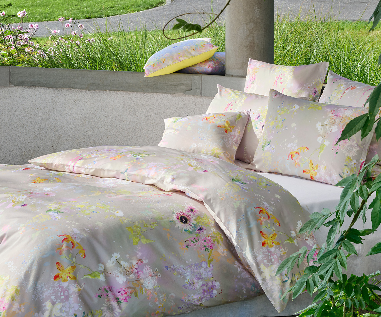 Homefashion-Marc-Leopold_Mystic_Garden_Fischbacher Fischbacher Mystic Garden Bettbezug - Satin