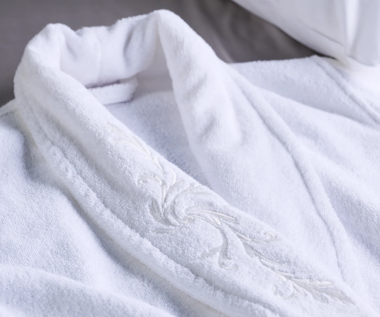 Fischbacher Bademantel SNOW LACE