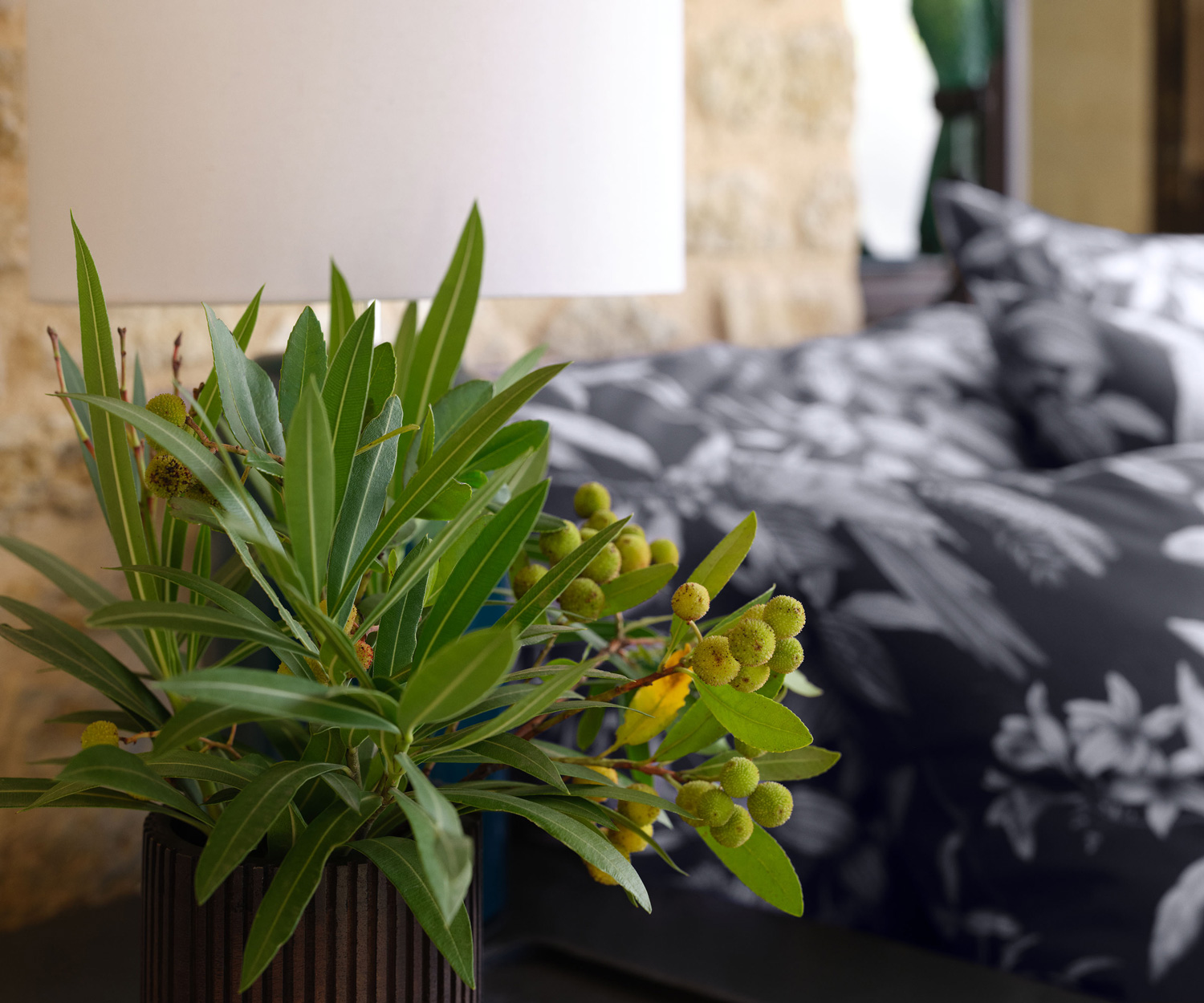 Schlossberg_Bed-linen_CALYPSO-noir Schlossberg Bettwäsche CALYPSO noir Satin