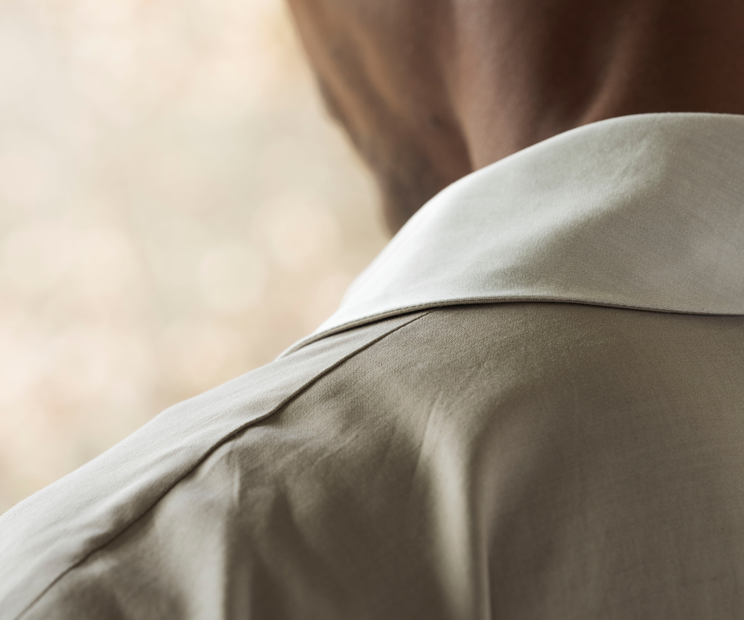 Celso-MARIUS-back Celso de Lemos Marius Hausmantel 740 glacier