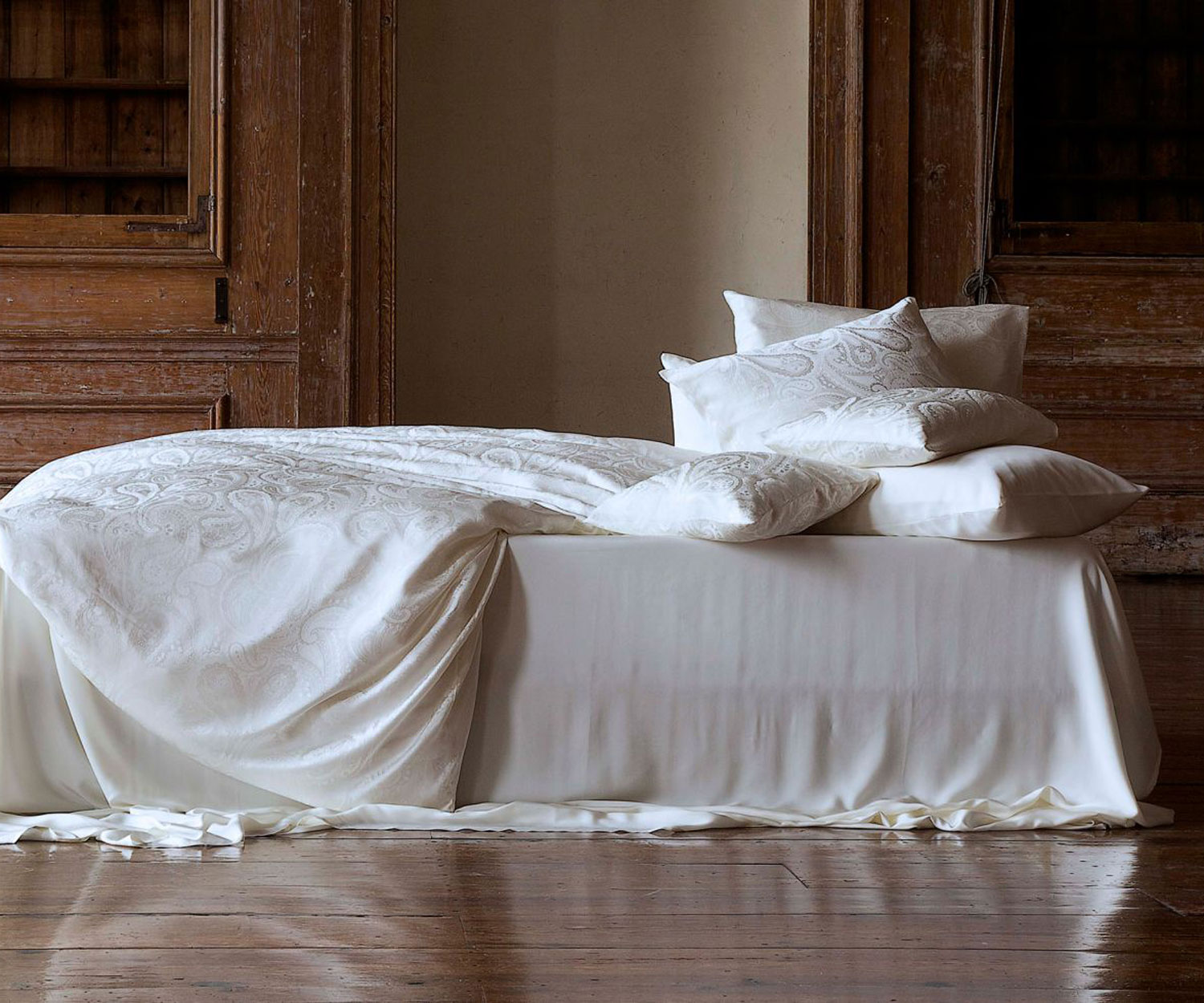 Fischbacher-Bettwaesche-Seide-Soie-Lifestyle-2 Christian Fischbacher SOIE Luxury Nights