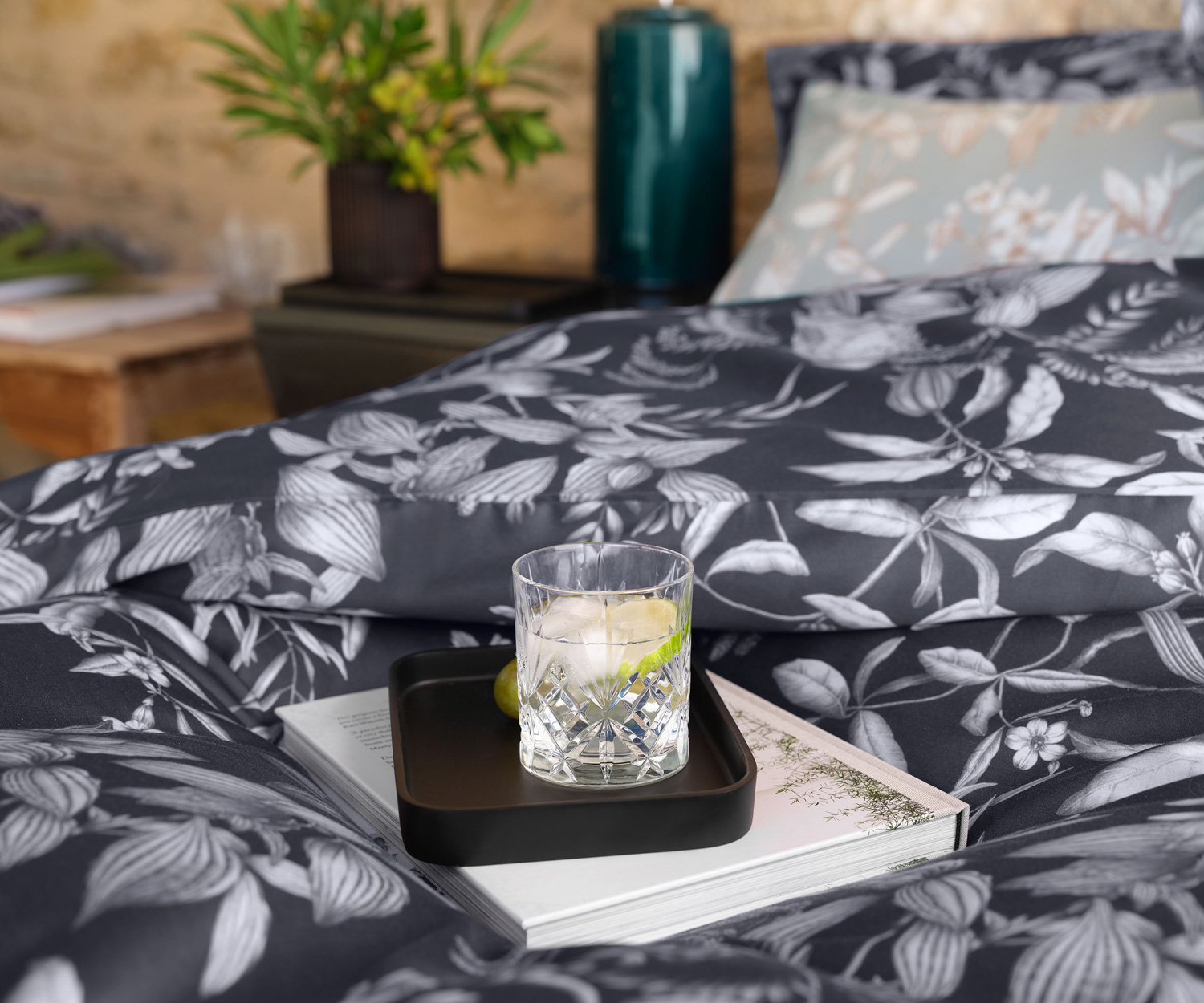 Schlossberg_Bettwaesche_CALYPSO-noir Schlossberg Bettwäsche CALYPSO noir Satin