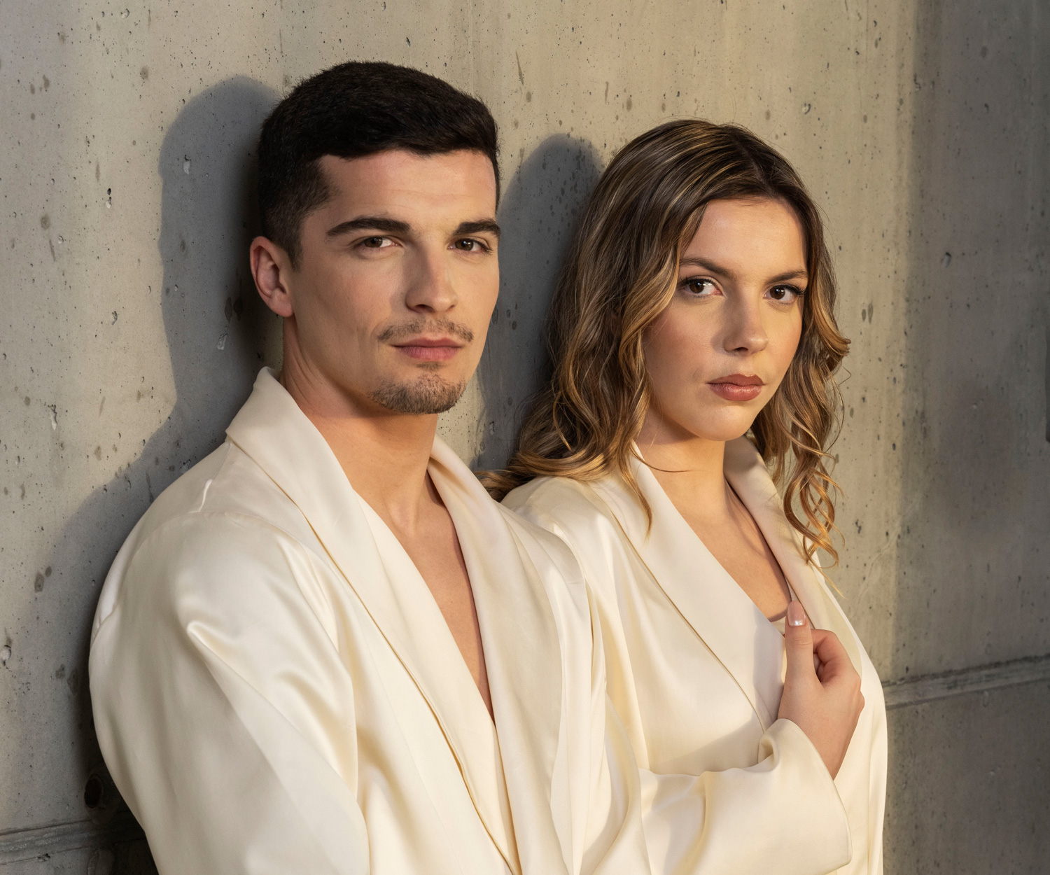 VICTORIA-gown-celso-de-lemos VICTORIA Hausmantel aus Satin 1000 TC von Celso de Lemos