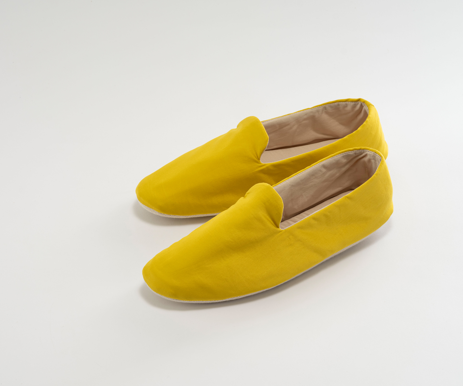 Celso-NARA-SLIPPERS-860 NARA Slippers - Satin Secret von Celso de Lemos